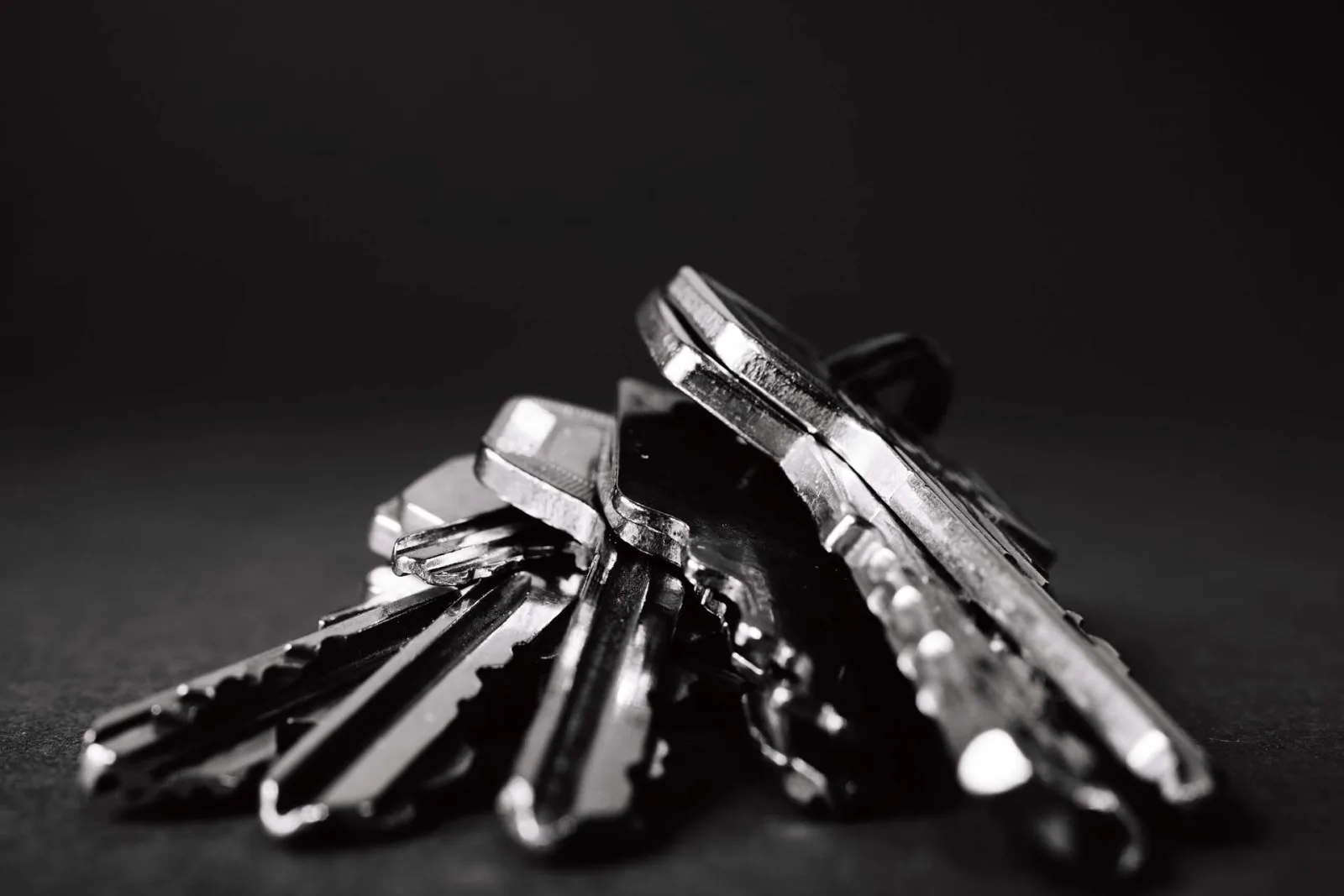 Hi-Q Locksmith tools and hardware